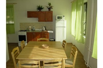 Pensiune familială Dunajská Streda 1